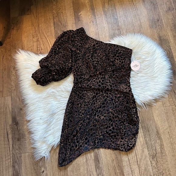 CAMILA COELHO Pilar Mini One Shoulder Dress - Picture 3 of 5